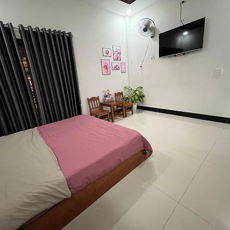Love Homestay & Spa Куи Нхон Екстериор снимка