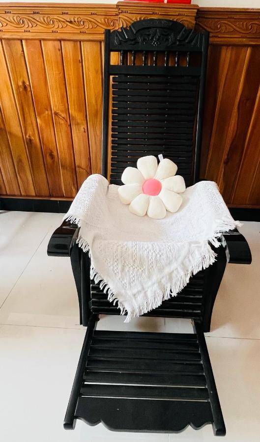 Love Homestay & Spa Куи Нхон Екстериор снимка